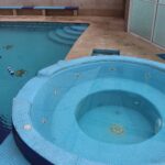 jacuzzi vista desde arriba con alberca climatiza